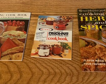 Mixer Waring de livres de cuisine vintage, livre de cuisine de mijoteuse, cuisiner avec des herbes et des épices pour de meilleures maisons et jardins livraison gratuite.