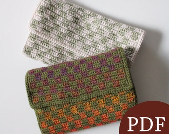 Checker Print Clutch Book Sleeve | Crochet Pattern