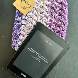 Handmade Crochet Kindle/E-Reader/Tablet Sleeve