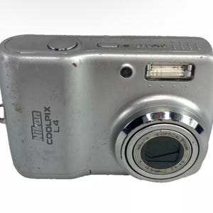 Nikon Coolpix L4 Compact Digital Camera 4.0MP Silver 3x Zoom Parts