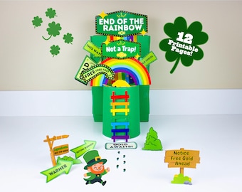 Op de afbeelding: Een printbare set van 12 pagina's met een groene kabouter, een regenboog, een ladder en borden met de tekst "Einde van de regenboog", "Geen valkuil", "Gratis Gratis Gratis", "Goud wacht", "Warmer", "Wordt warmer", "Oud van binnen", "Deze kant op" en "Let op: Gratis goud vooruit".