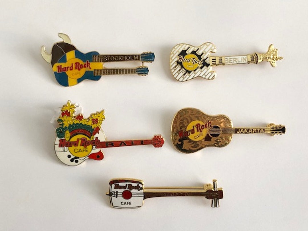 Core 3D Guitar Pin | Online Rock Shop