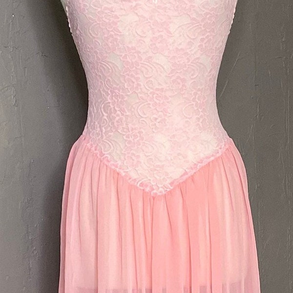 1980’s Pink Lace and Chiffon Nightgown by Morgan Taylor size S-M