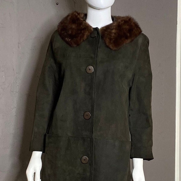 Vintage 1960’s Long Brown Suede Coat with Fur Collar size Medium Chocolate Suede and Fur Glam Vintage Coat