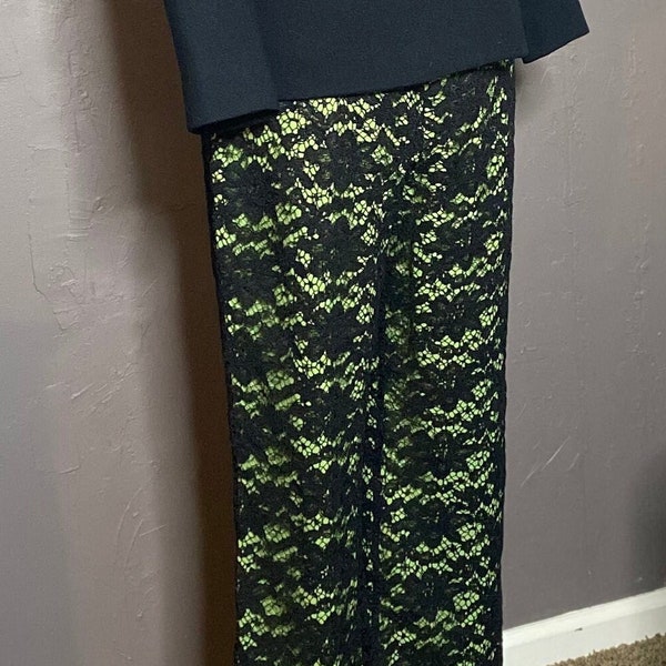 Black Lace Flared Pants with Lime Green Silky Lining Size 12 Y2K Side Zip Flat Front Lace Flares INC Deadstock 00's Lace and Lime Green Pant