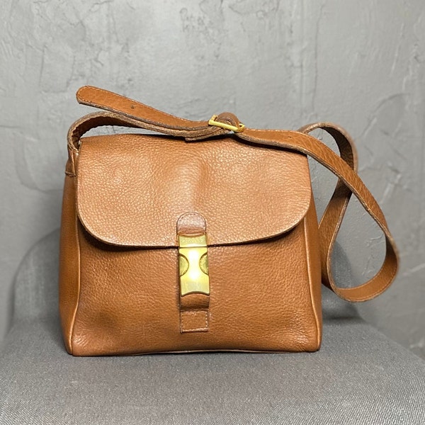 1970's Vintage Brown Pebbled Leather Bag by Picard Tan Leather Saddle Bag Vintage Luxe Bohemian Leather Handbag