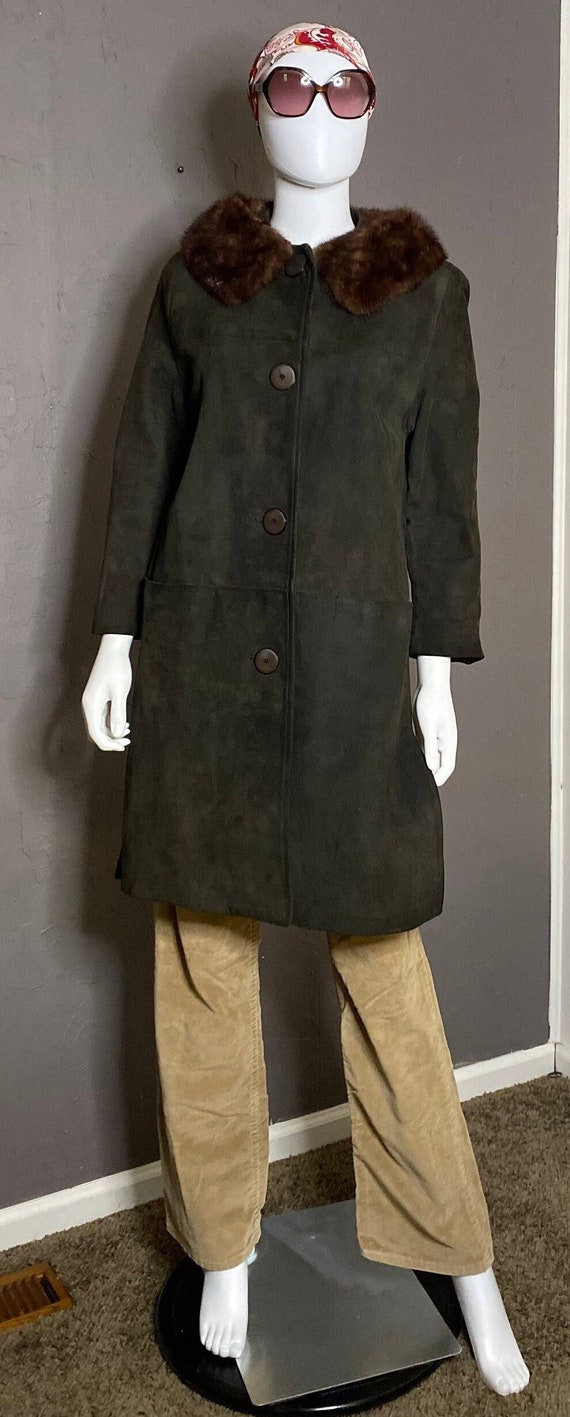 1960’s Long Brown Suede Coat with Fur Collar size 