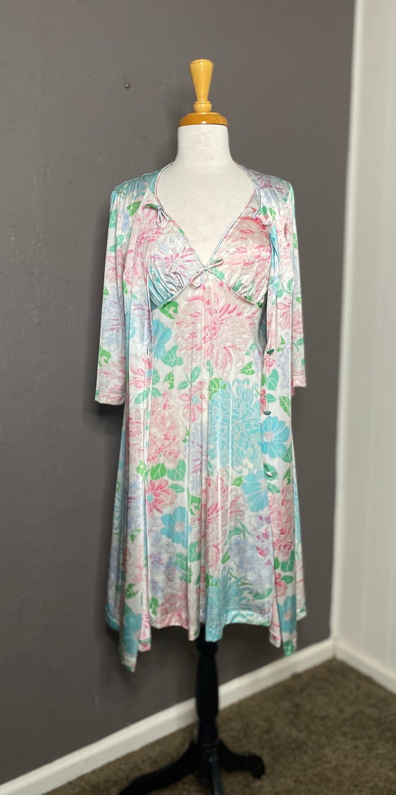 1980’s Vanity Fair Nightgown and Dressing Robe Set