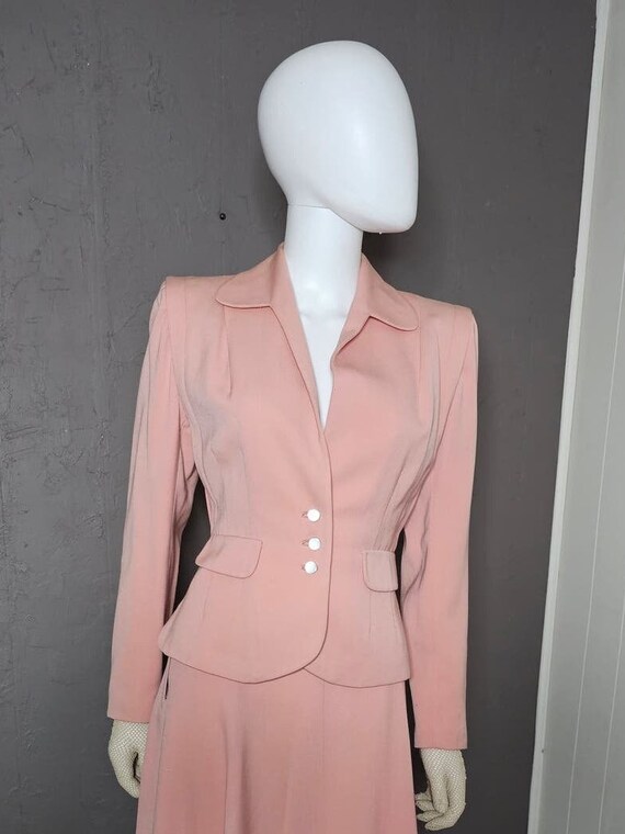 1940s 1950s Soft Pink Womens Matching Suit Set Claire… Gem