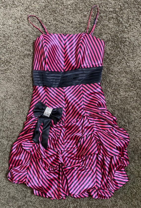 Y2K Pink and Black Bubble Hem Mini Dress size XS/… - image 8