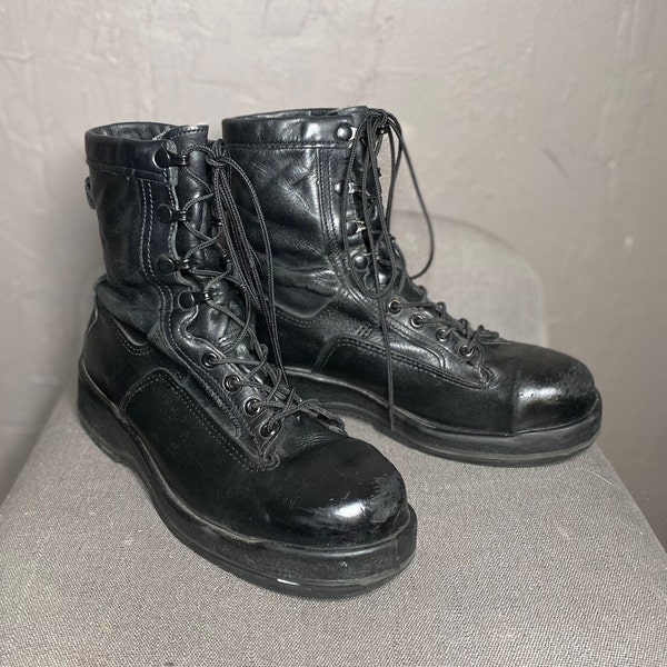 Vintage Steel Toe Flight Boots size 6.5 Men’s/ 8.5 Women’s Combat Boots Stompy Black Leather Vintage Steel Toe Boots Vibram 2" sole Boots