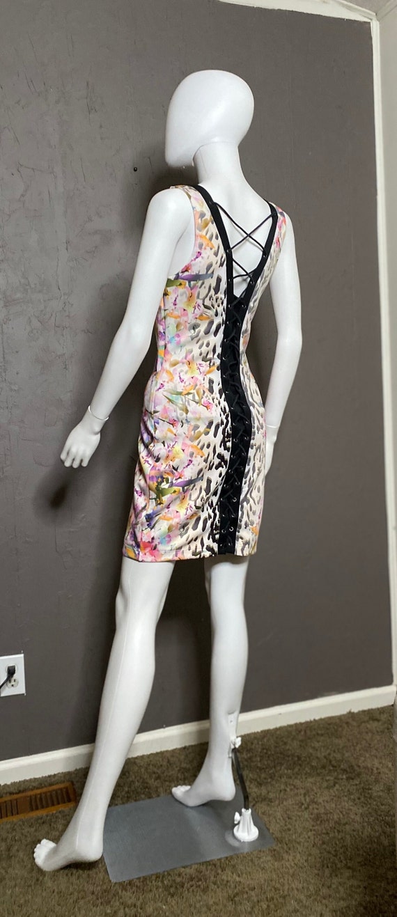 Y2K Corset Style Body Con Print Dress by BeBe siz… - image 7