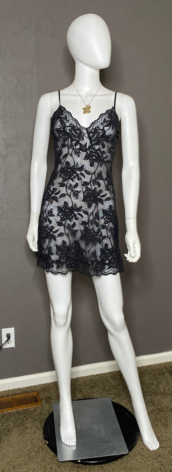 Y2K Vintage Black Floral Lace Slip from Victoria's