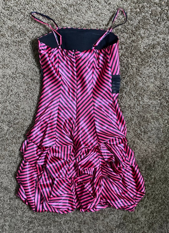 Y2K Pink and Black Bubble Hem Mini Dress size XS/… - image 9