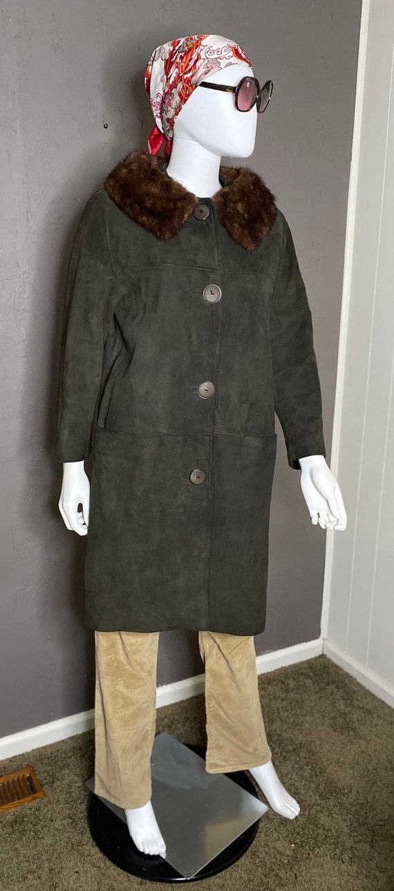 Vintage 1960’s Long Brown Suede Coat with Fur Col… - image 5