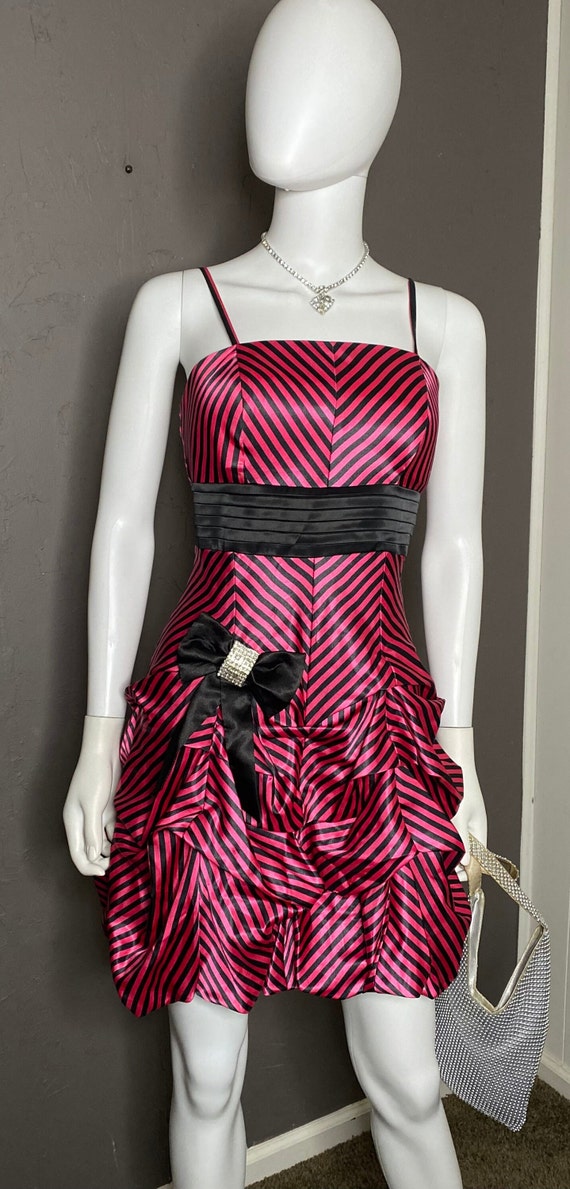 Y2K Pink and Black Bubble Hem Mini Dress size XS/… - image 2