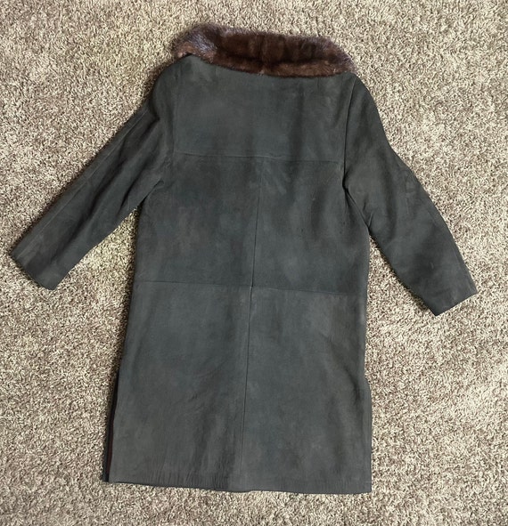 Vintage 1960’s Long Brown Suede Coat with Fur Col… - image 8