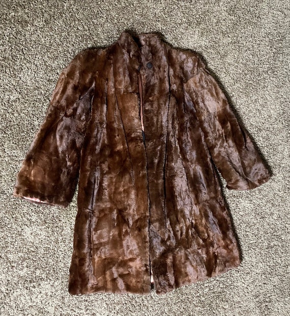 Vintage 1940's-50's Fur Coat in Chocolate Brown K… - image 6