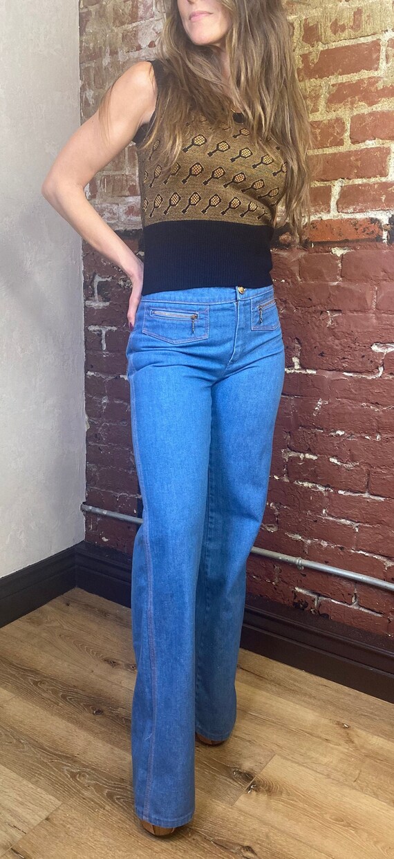 1970s High waisted Flare Jeans Vintage Light Wash Den… - Gem