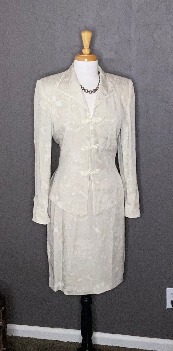 Mary McFadden 1990s Brocade Skirt Suit Mandarin C… - image 2