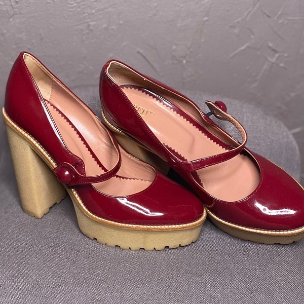 VALENTINO RED Candy Apple Red Patent Leather Mary Jane’s with Rubber Platform Heels size 38/7 US Y2K Valentino Mary Jane Red Platform