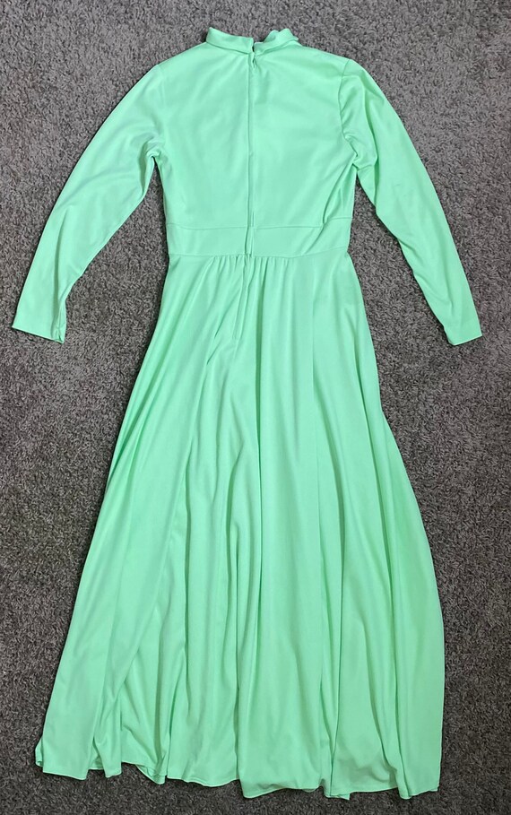 1960’s Lime Green Maxi Dress with Embroidered Lac… - image 8