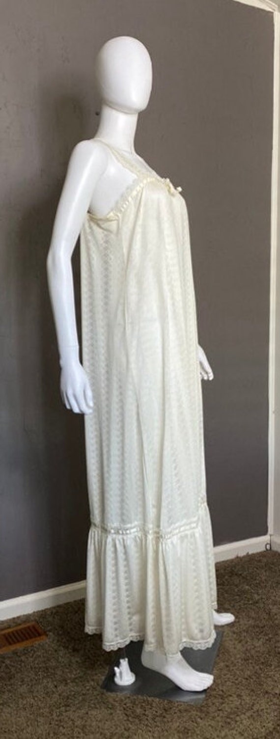 1970s Vintage Maxi Nightgown Lace Trim Tiered Ruf… - image 8