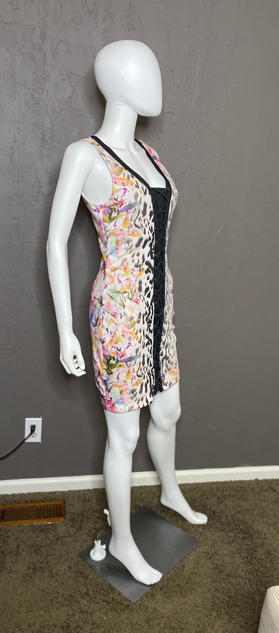 Y2K Corset Style Body Con Print Dress by BeBe siz… - image 4