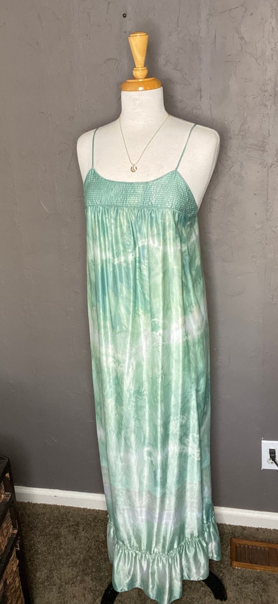 1970's Vintage Green Tie Dye Butterfly print Maxi 