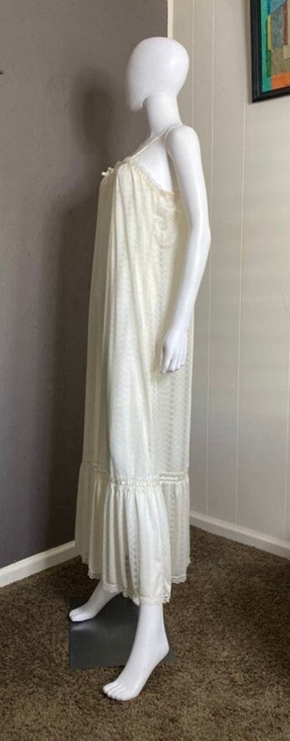 1970s Vintage Maxi Nightgown Lace Trim Tiered Ruf… - image 9