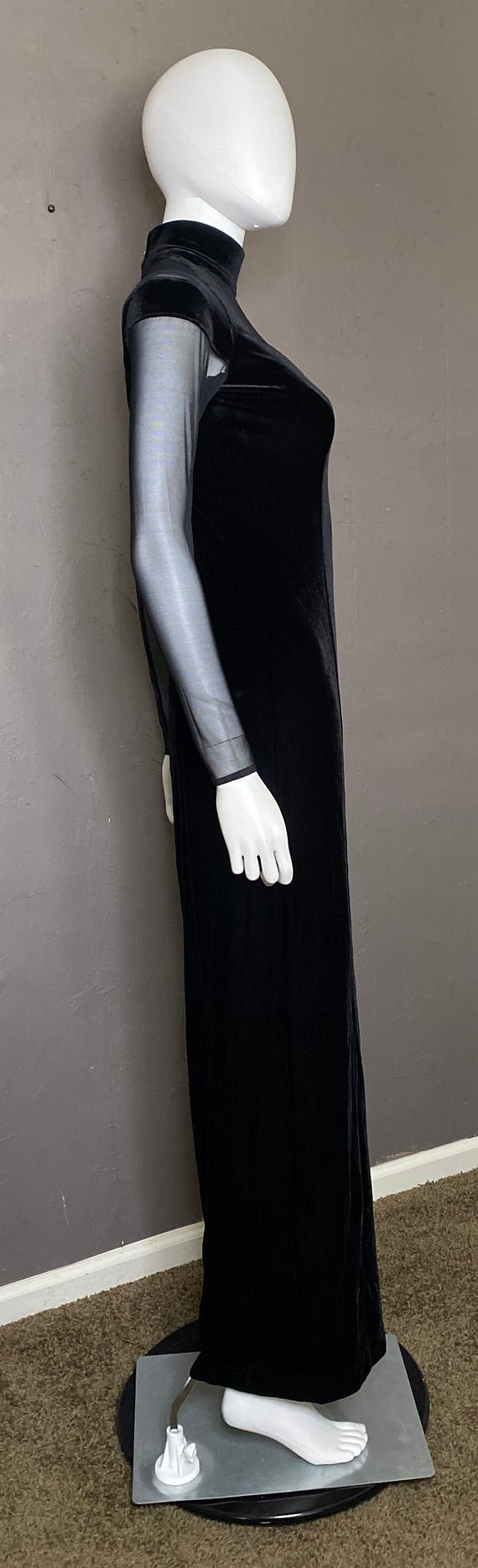 1990’s Black Velvet and Mesh Gown by TADASHI size… - image 4