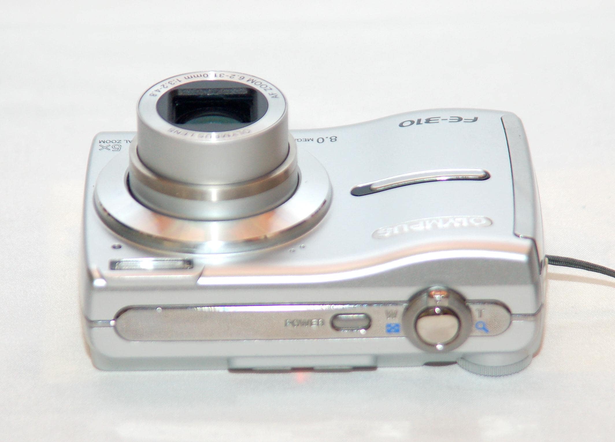 OLYMPUS FE-310 8.0MP 5X Optical Zoom Digital Camera in