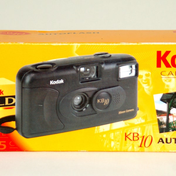 KODAK KB-10 AUTOFLASH vintage camera in its box, It has never been used, only the batteries and the free film are missing.