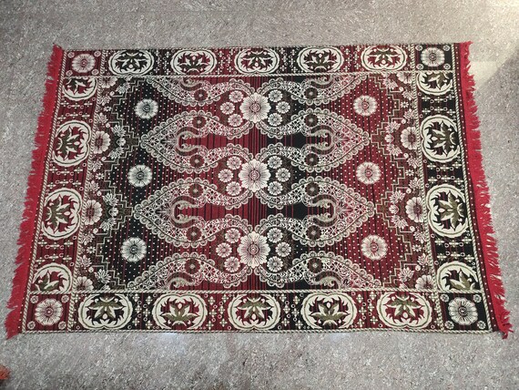 Red Indian Cotton Rug: Vintage Floral Print, 5x7 Feet