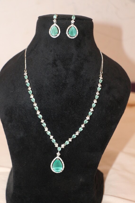 Handmade Brass Gemstone Necklace & Earring Set