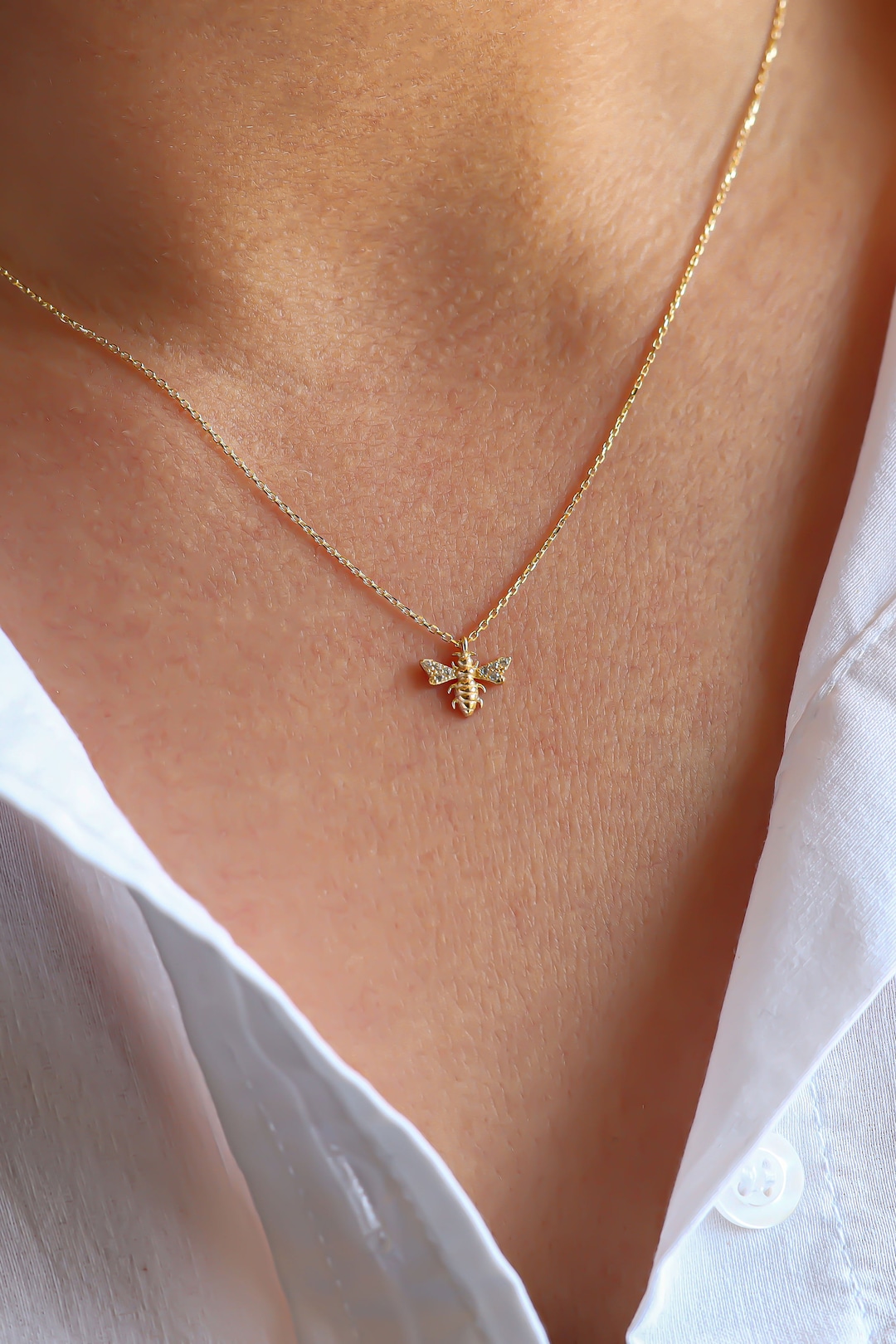 14k Solid Gold Bee Necklace,small Animal Charm Necklaces,bumble Bee