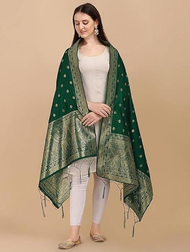 green dress matching dupatta Women's Green Unstitched Cotton Suit Material with Chiffon Dupatta –  Stilento main image 1
