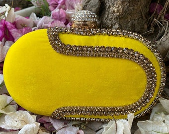 Pochette ethnique ovale jaune phosphorescent