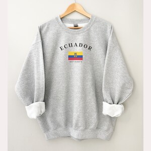 Unisex Ecuador Sweatshirt -  Ecuadorian Sweatshirt - Vintage Style - Ecuador Flag - Ecuador Sweater - Ecuador Gift - Map Coordinates