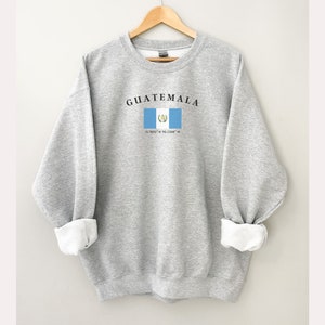 Unisex Guatemala Sweatshirt - Guatemalan Sweatshirt - Vintage Style - Guatemala Flag -  Guatemala Sweater - Guatemala Coordinates
