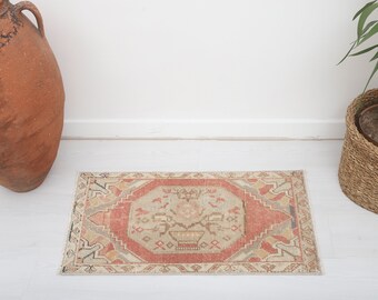 2x3 Anatolian Rug, Natural Rug, Bath Mat Rug, Vintage Mini Rug, 2x3 Turkish Rug, 2x3 Oushak Rug, Door Mat Rug, Small Rug,Wool Mini Rug,5926