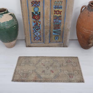 2x3 Door Mat Rug, 2x3 Mini Rug, Wool Door Mat, 2x3 Soft Door Mat, Turkish Mini Rug, Vintage Mini Rug,Oushak Mini Rug,2x3 Anatolian Rug,22883