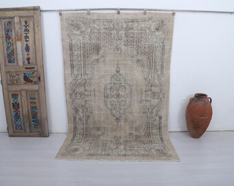 Handmade Turkish Wool Kilim Rug, Neutral Anatolian Decor 8.7x5.4 ft