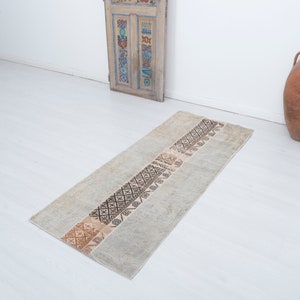 Vintage Turkish Oushak Runner Rug: Wool & Cotton Hallway Rug (3x6 ft)