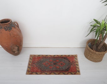 1x3 Door Mat Rug, Turkish Mini Rug, Vintage Mini Rug, Oushak Mini Rug, 1x3 Anatolian Rug, 1x3 Mini Rug, Wool Door Mat,Soft Door Mat,6443