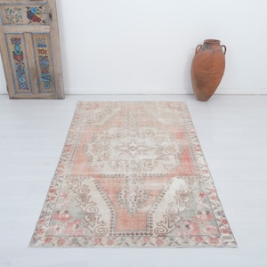 Vintage Oushak Wool Rug 4x7: Turkish Anatolian Neutral Rug