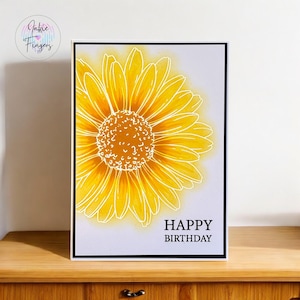 Handmade Birthday Card featuring a Large Hand Stamped and Coloured Daisy | 178