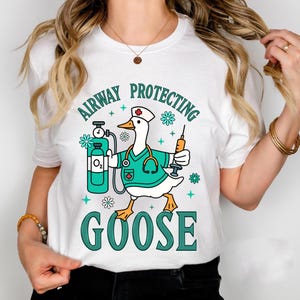 Respiratory Therapist Shirt, RT Goose Tshirt, Funny Respiratory Therapist Respiratory Therapy Graduation Gift for New RRT,Funny Pediatric RT