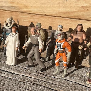 Star Wars -  Collection of 90&#39;s Lucas Films Kenner STAR WARS Toy Figures