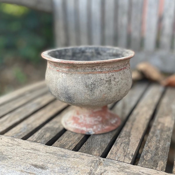 A Genuine Ban Chiang Pottery Pedestal Vessel From Thailand, 300 BCE–200 CE